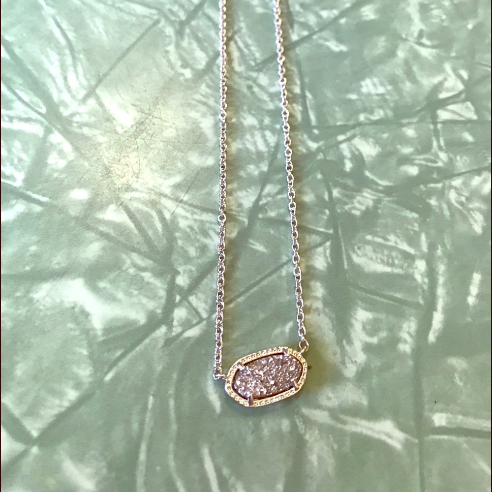 Beautiful Kendra Scott necklace
